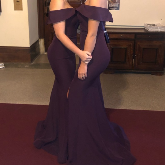 Beautiful bodycon gown. Price is negotiable - Picture 2 of 2